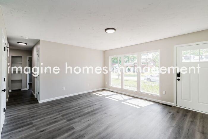 11473 Fremantle Dr - Photo 5 of 19