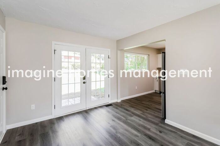 11473 Fremantle Dr - Photo 7 of 19