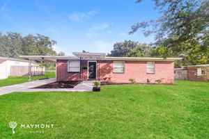 featured image of 6037 Green Hill Ln