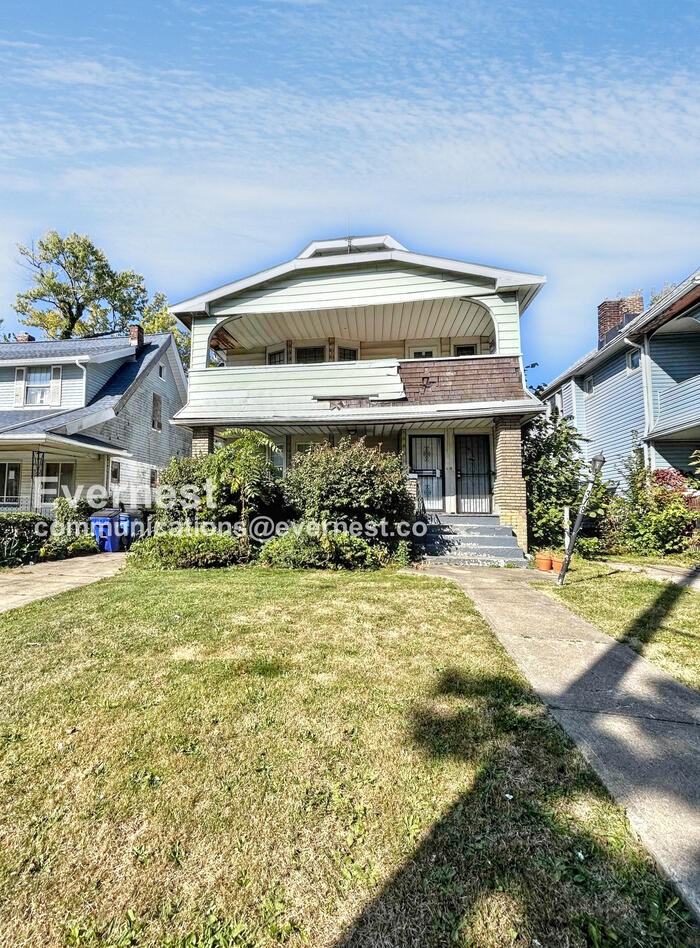 3378 E 135th St #2 - Photo 2 of 21