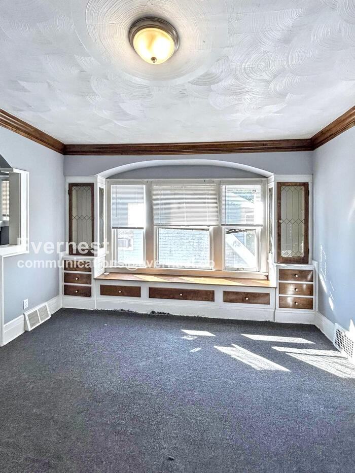 3378 E 135th St #2 - Photo 5 of 21