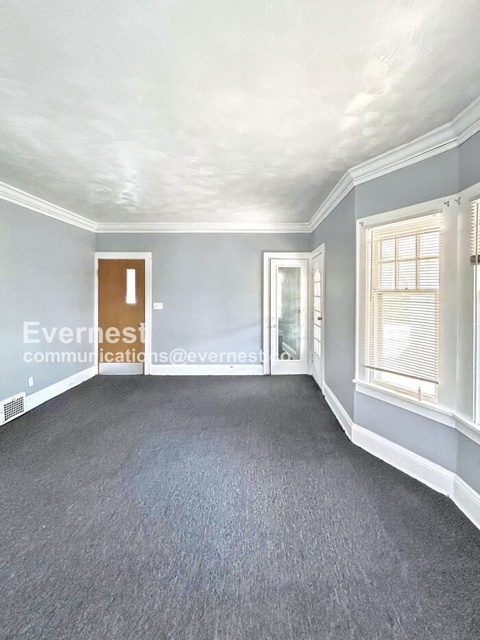 3378 E 135th St #2 - Photo 7 of 21