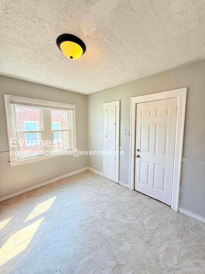 15444 Appoline St #2 - Photo 4 of 27