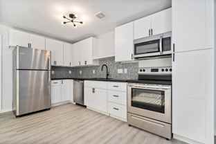 606 Harold St #4 - Photo 1 of 1