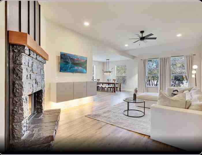 405 Alva Dr - Photo 3 of 25