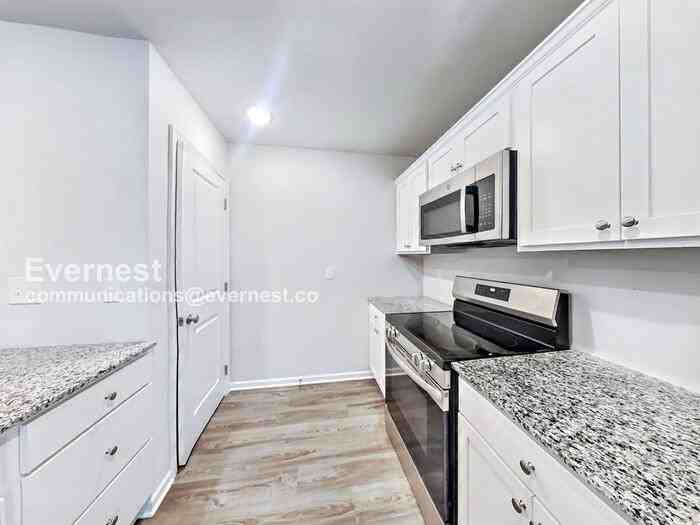 4014 Park Ave - Photo 2 of 17