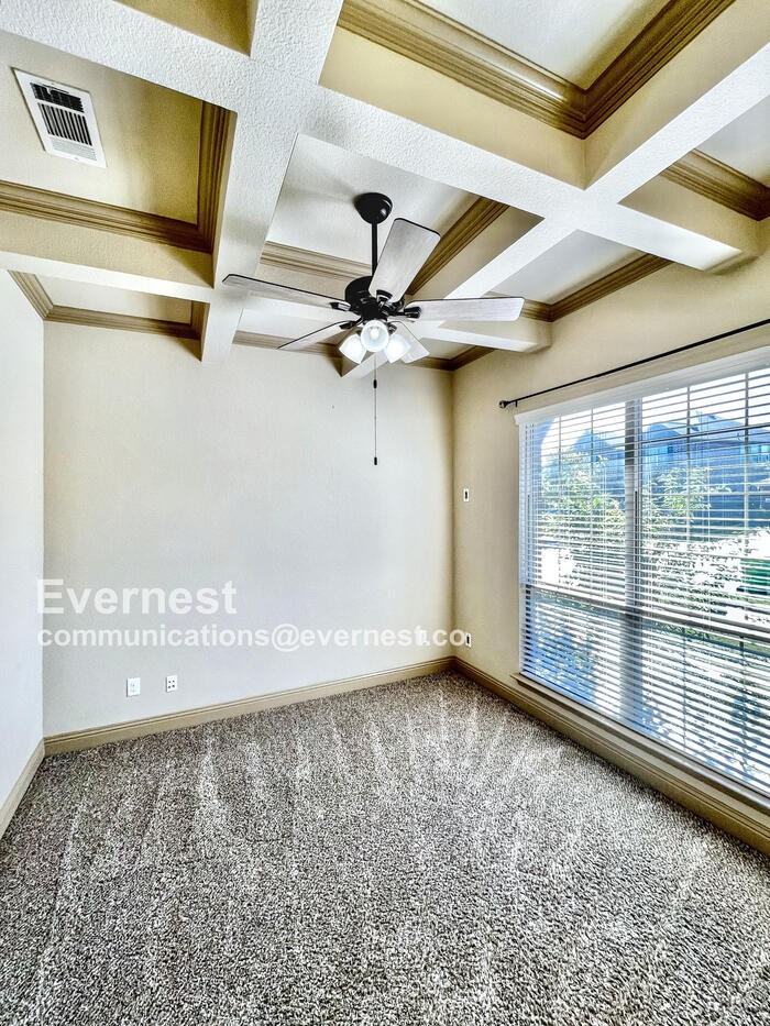 16709 Stillhouse Hollow Ct - Photo 6 of 31