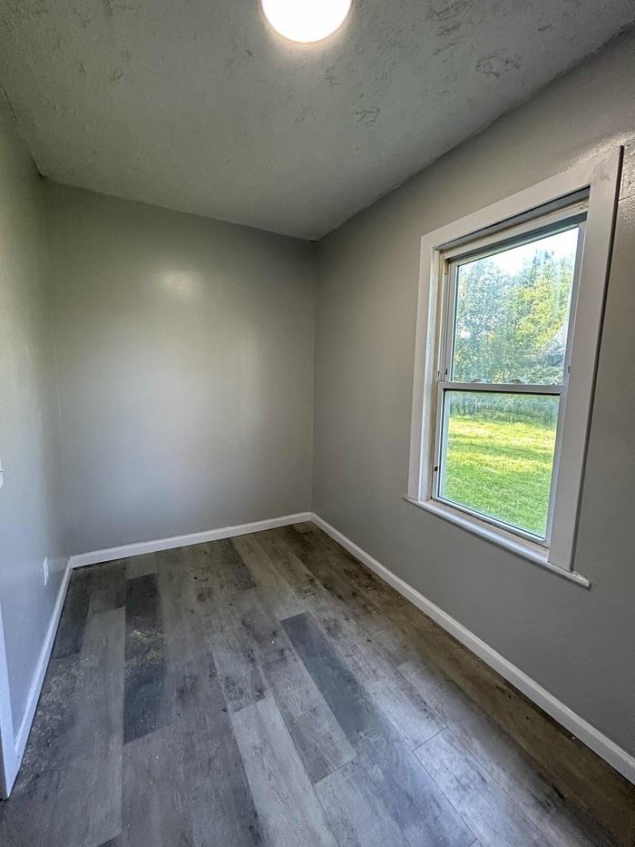 1582 East 49th Street - Photo 6 of 24