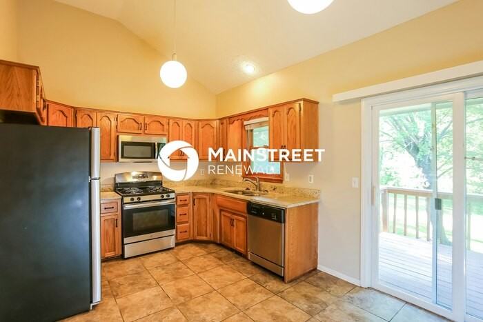 2412 Little Blue Court - Photo 5 of 17