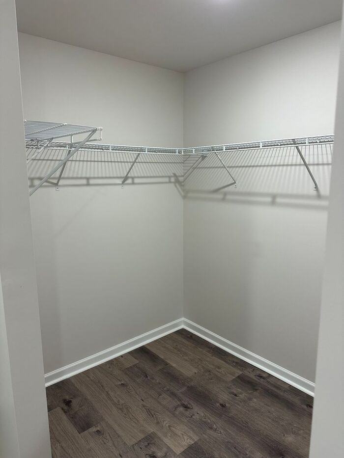 2410 W Middlebrooke Xing - Photo 6 of 22