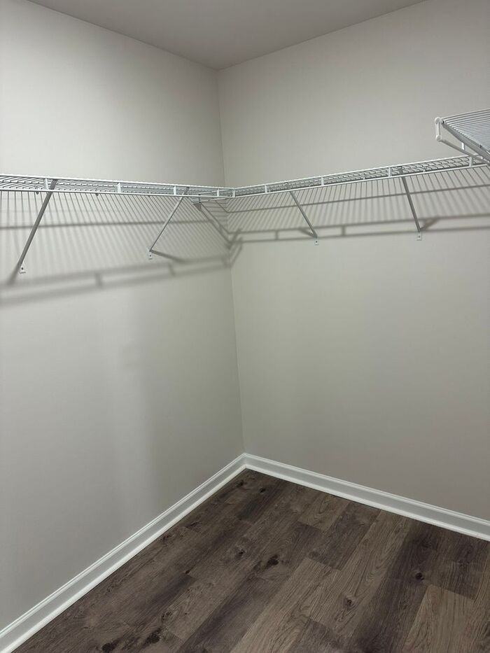 2410 W Middlebrooke Xing - Photo 7 of 22