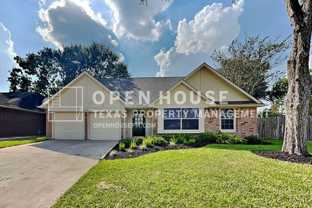 2415 Pebbledowne Cir - Photo 1 of 1