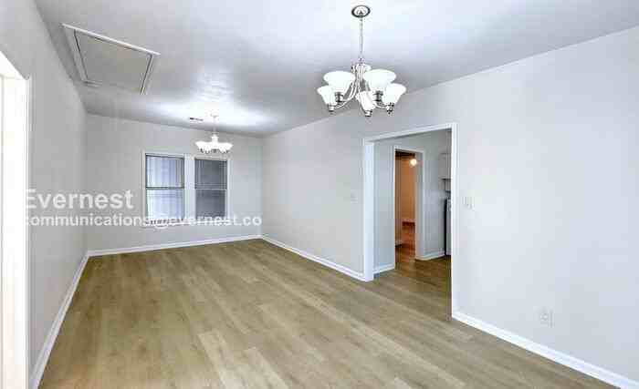 1302 Ryon St - Photo 6 of 22