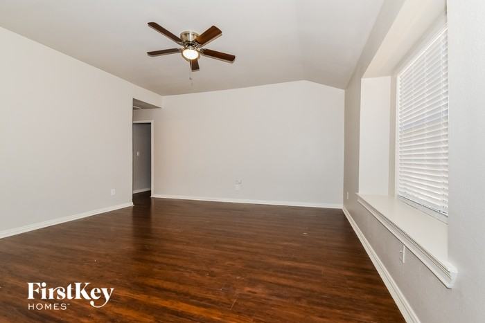 472 Perch Rd - Photo 2 of 15