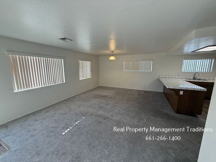 2810 C Street #I - Photo 3 of 13