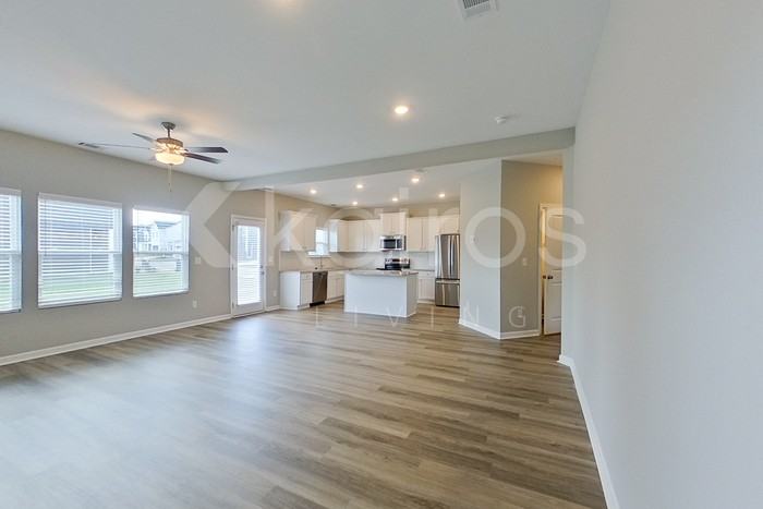 7379 Foggy River Dr - Photo 2 of 24