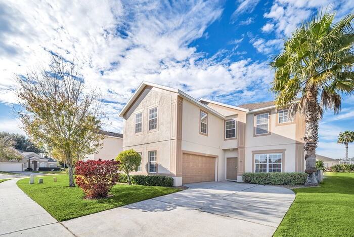 439 Bloomingdale Dr - Photo 2 of 30