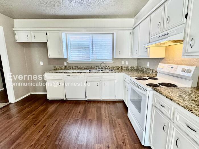 8131 E 65th Pl - Photo 3 of 28