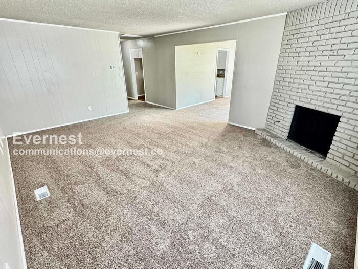 8131 E 65th Pl - Photo 7 of 28