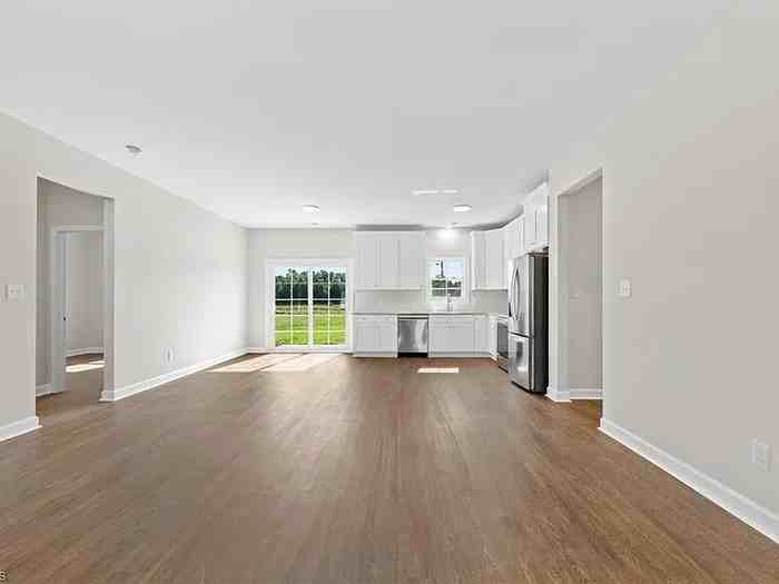 4409 Rehobeth Church Rd - Photo 3 of 25