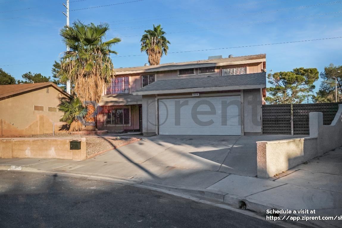 2410 El Cid Court - Photo 5 of 31