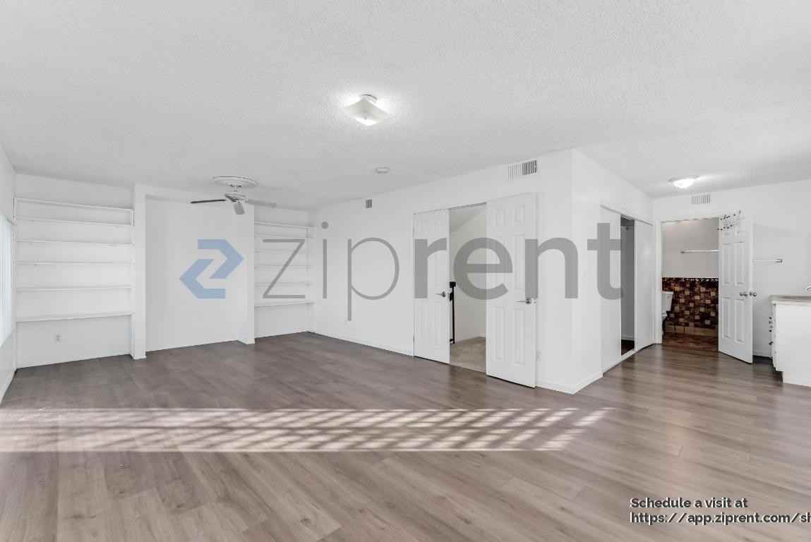 2410 El Cid Court - Photo 2 of 31