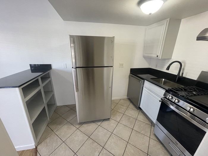 2311 Stella St #232 - Photo 4 of 6