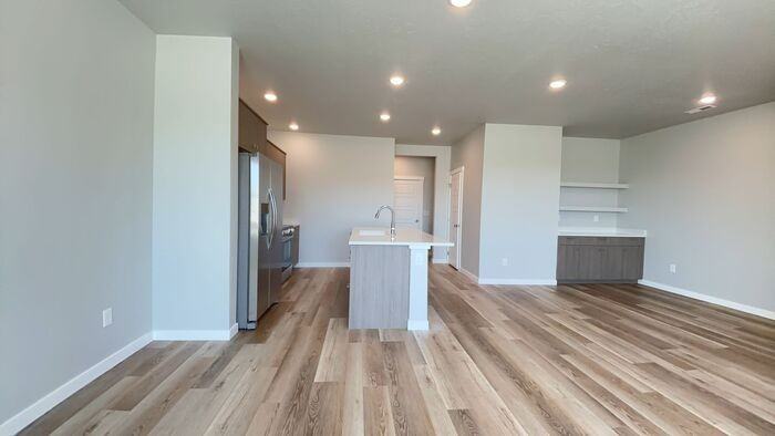 6154 N Tarako Ave - Photo 6 of 29