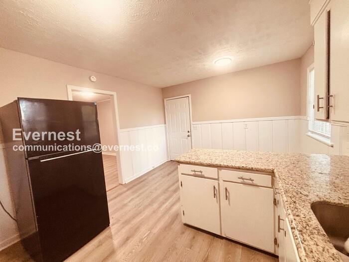 1428 Gibraltar Drive - Photo 5 of 23