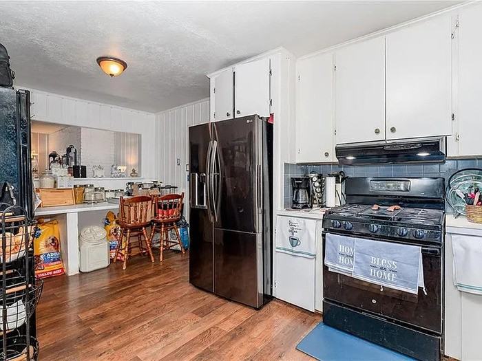 2800 Loch Dr - Photo 5 of 11