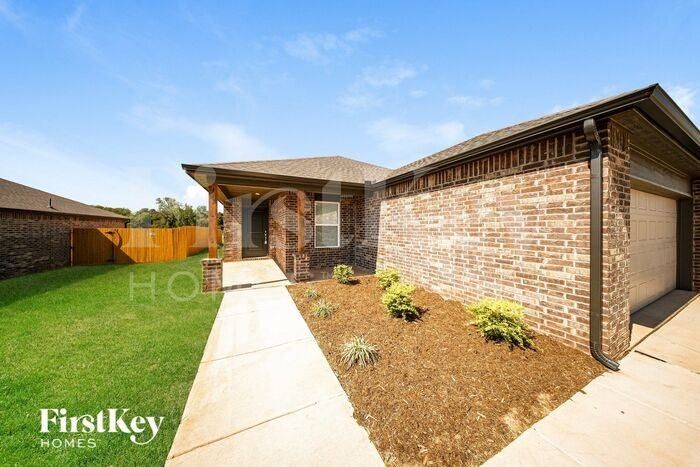 417 Labelle Ln - Photo 2 of 19