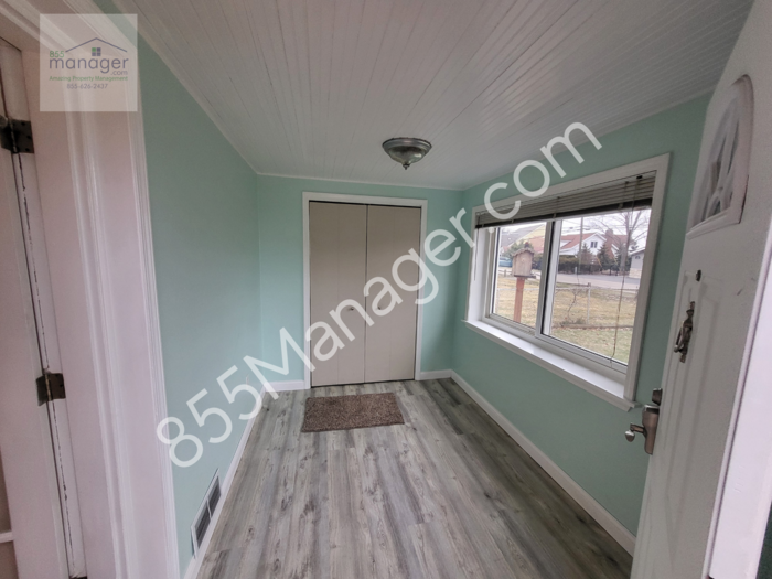 4873 Sherwell Dr - Photo 2 of 26