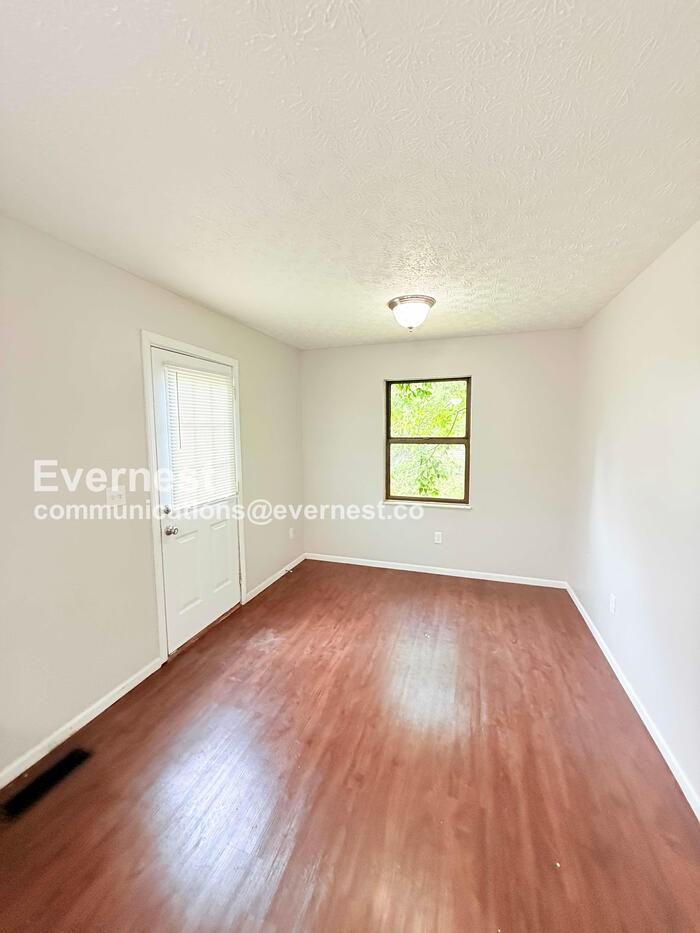 1889 Laramie Drive - Photo 7 of 23