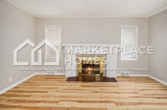 18445 Teppert Street - Photo 5 of 29