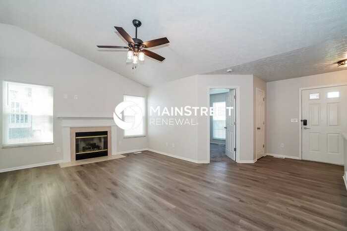 1087 Lavender Ln - Photo 5 of 19