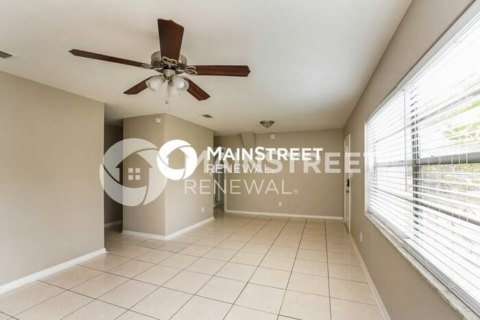 5318 E 18th Ave - Photo 3 of 16