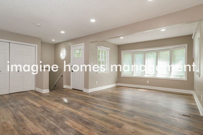 8224 West 97th Terrace - Photo 3 of 17