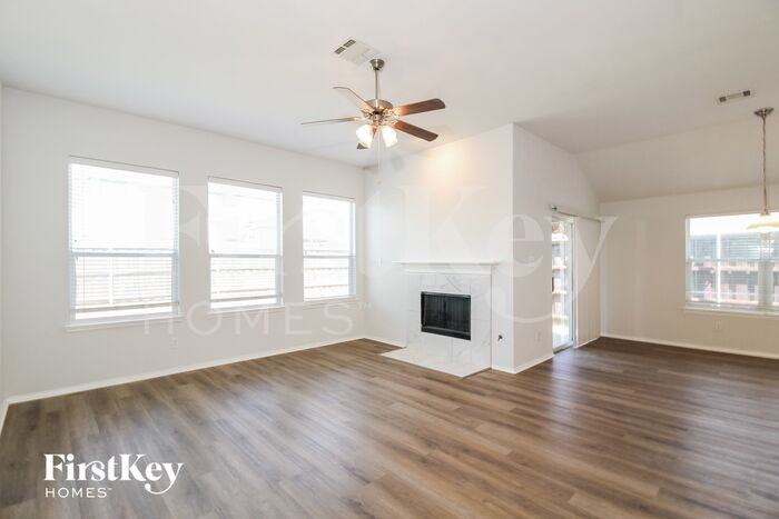 9221 Oldwest Trl - Photo 3 of 15