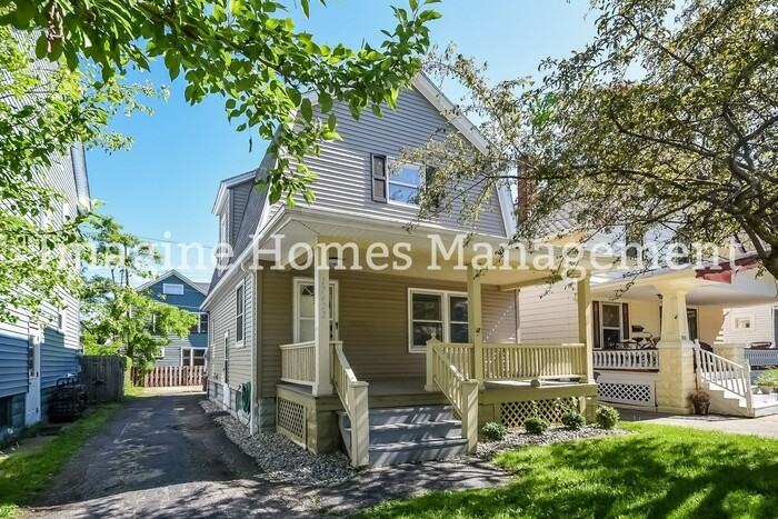 17422 Cannon Ave - Photo 3 of 19