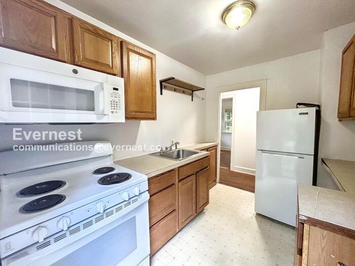 412 Griffin Avenue - Photo 2 of 17