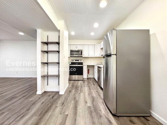 5300 E Cherry Creek South Dr #1403 - Photo 4 of 18