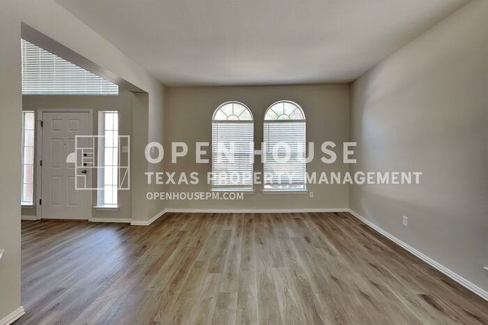 5460 Glen Canyon Rd - Photo 4 of 26