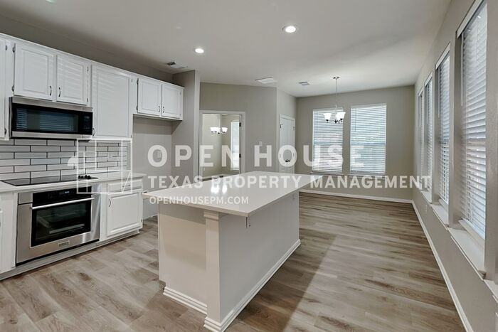 5460 Glen Canyon Rd - Photo 7 of 26