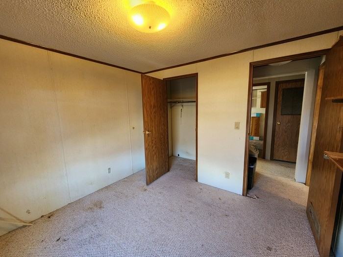 611 Dallas Road - Photo 4 of 30