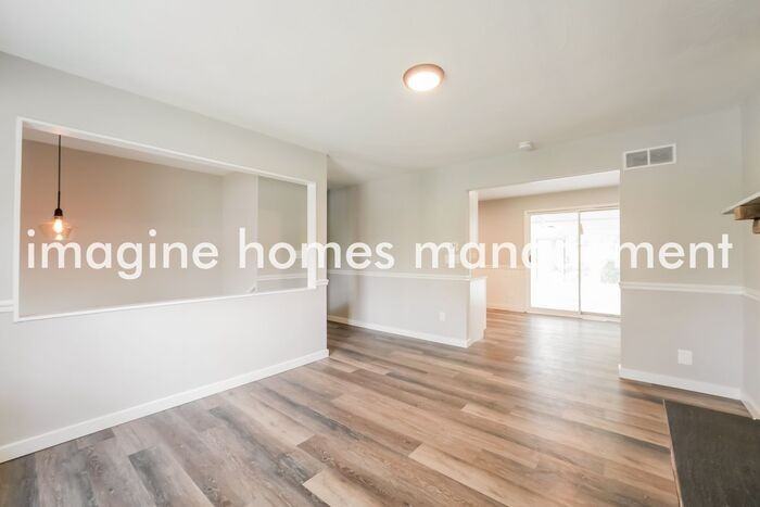 435 Alpine Village Dr - Photo 5 of 15