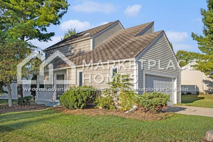 2341 Graystone Dr - Photo 2 of 25