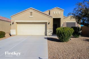 4742 E Pearl Rd - Photo 1 of 1