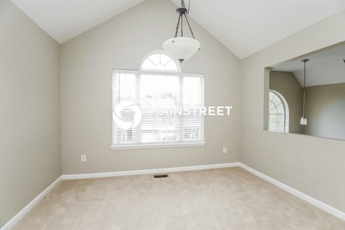 3012 Edgefield Drive - Photo 3 of 17