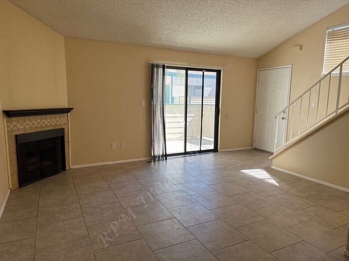 44556 15th St E #6 - Photo 2 of 18