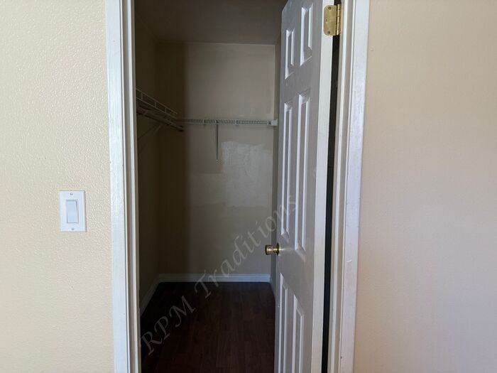 44556 15th St E #6 - Photo 6 of 18